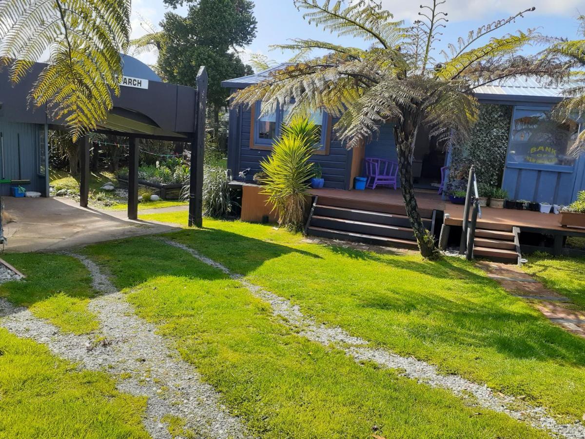Beachside Cottage Stays Carters Beach ภายนอก รูปภาพ